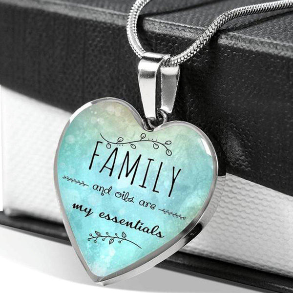 LUXURY STAINLESS STEEL FAMILY & OILS HEART NECKLACE - OPTIONAL ENGRAVING ON BACK - 18k GOLD FINISH OPTION TOO